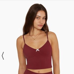 SET ACTIVE SPORTBODY® CAMI CONTOUR CROP - SCARLET